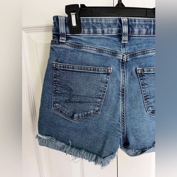 American Eagle Jean Mom Shorts - Picture 10 of 14